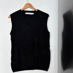 Simons Black Cable-Knit Crewneck Sweater Vest